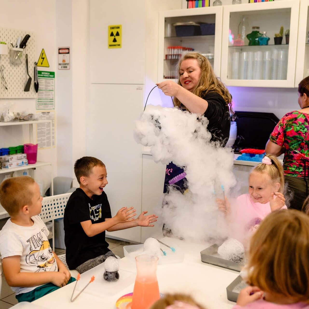 Niezapomniane urodziny dla dziecka z pokazami nauki WittLab